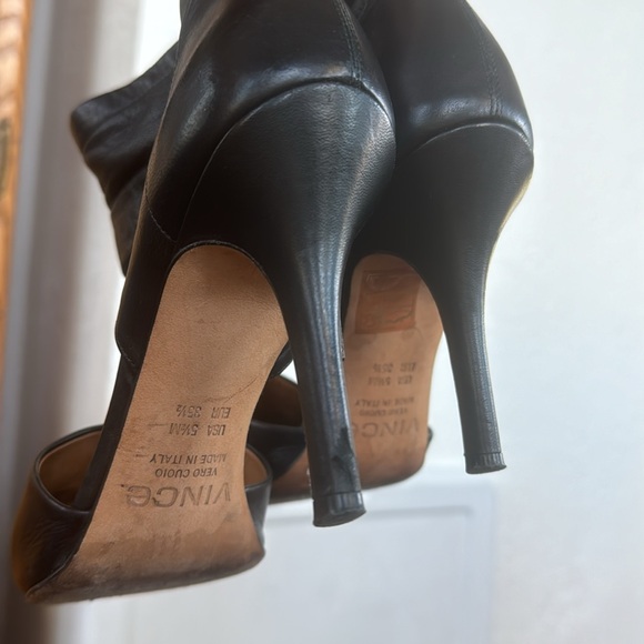 VINCE 35 1/2 (US 5.5) lamb skin zipper heel bootie - Picture 5 of 5